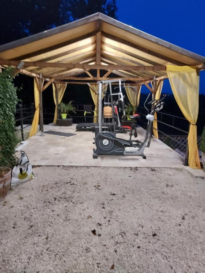 Vila Avec, Piscine, Tennis. Villa Rivaux Buitenkant foto