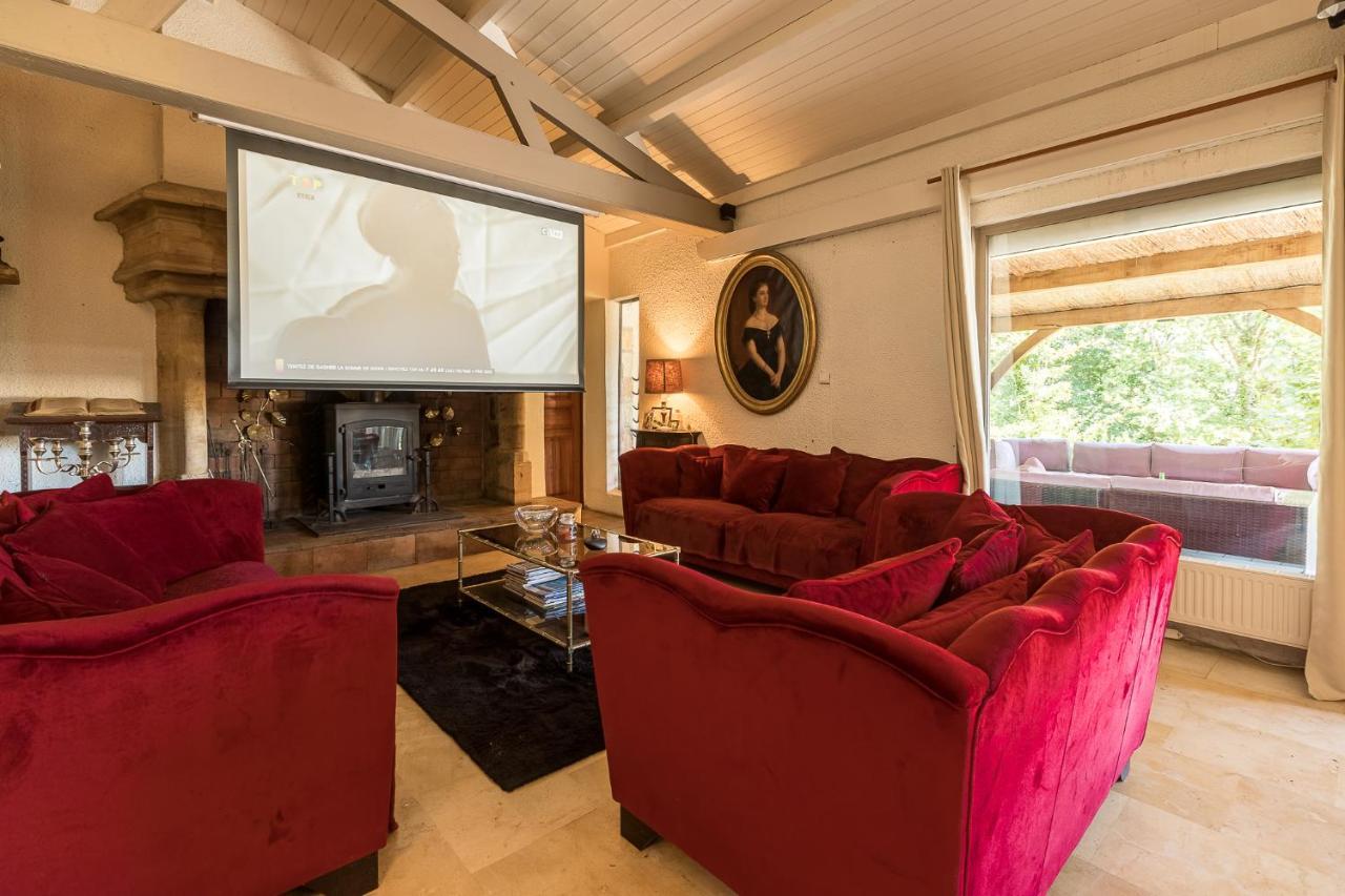 Vila Avec, Piscine, Tennis. Villa Rivaux Buitenkant foto